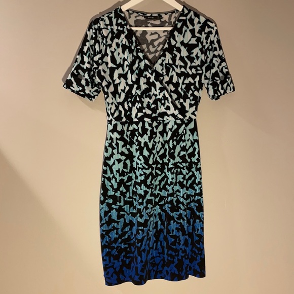 Small APT 9 graphic faux wrap dress - Picture 1 of 5